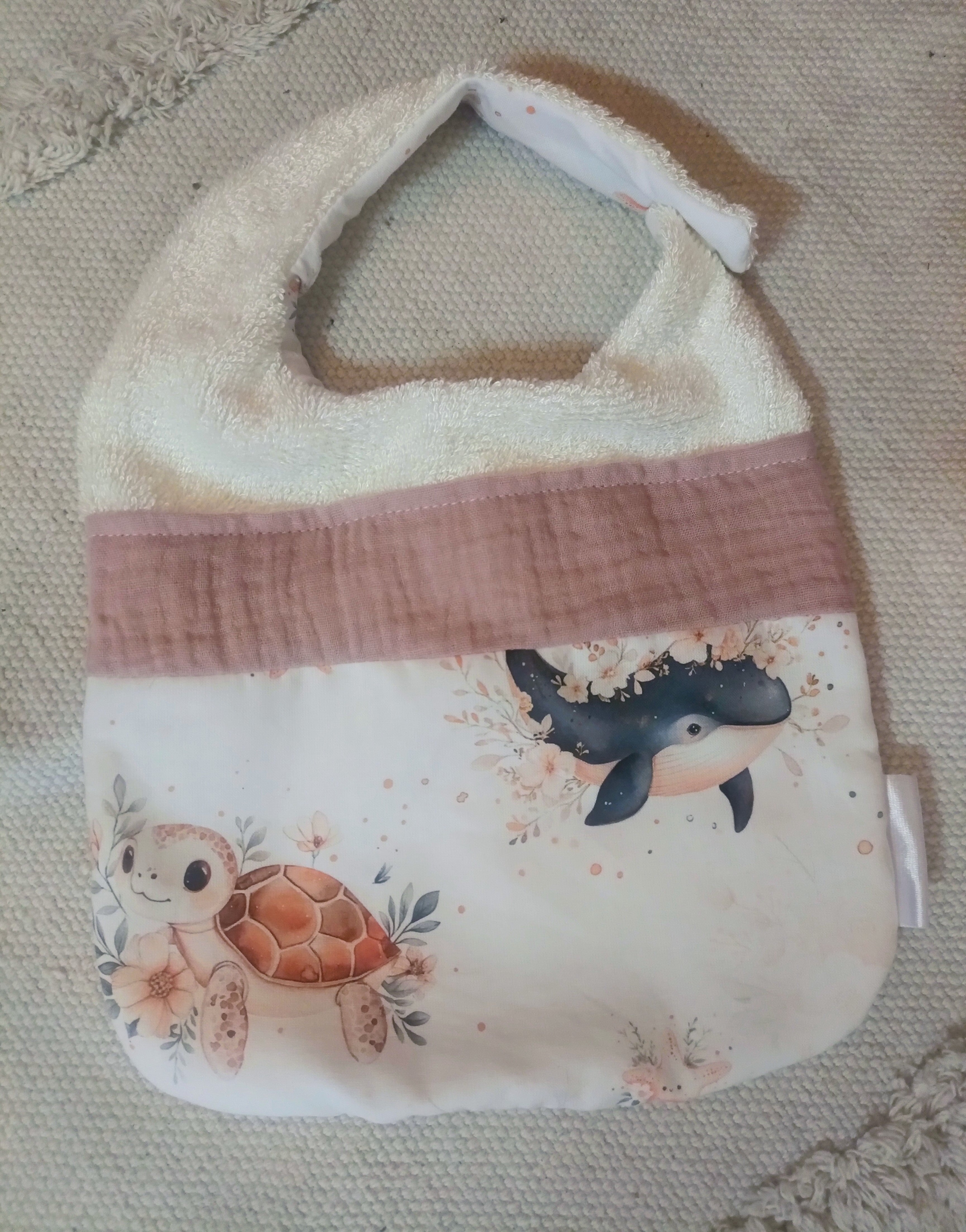 Bavoir océan fait main - L'Atelier Dyloma