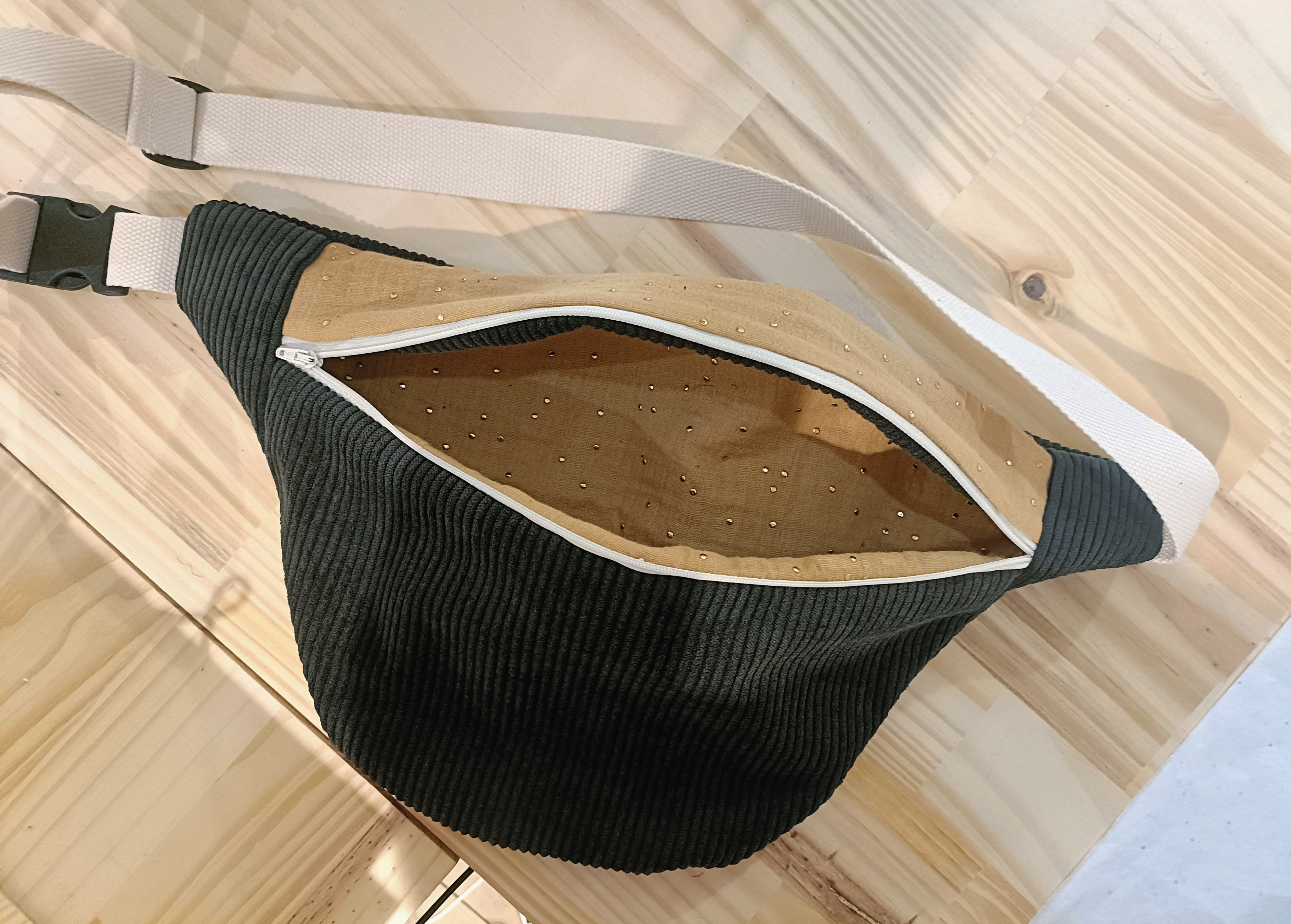 Sac banane adulte & ado  noir velours fait main - L’atelier dyloma