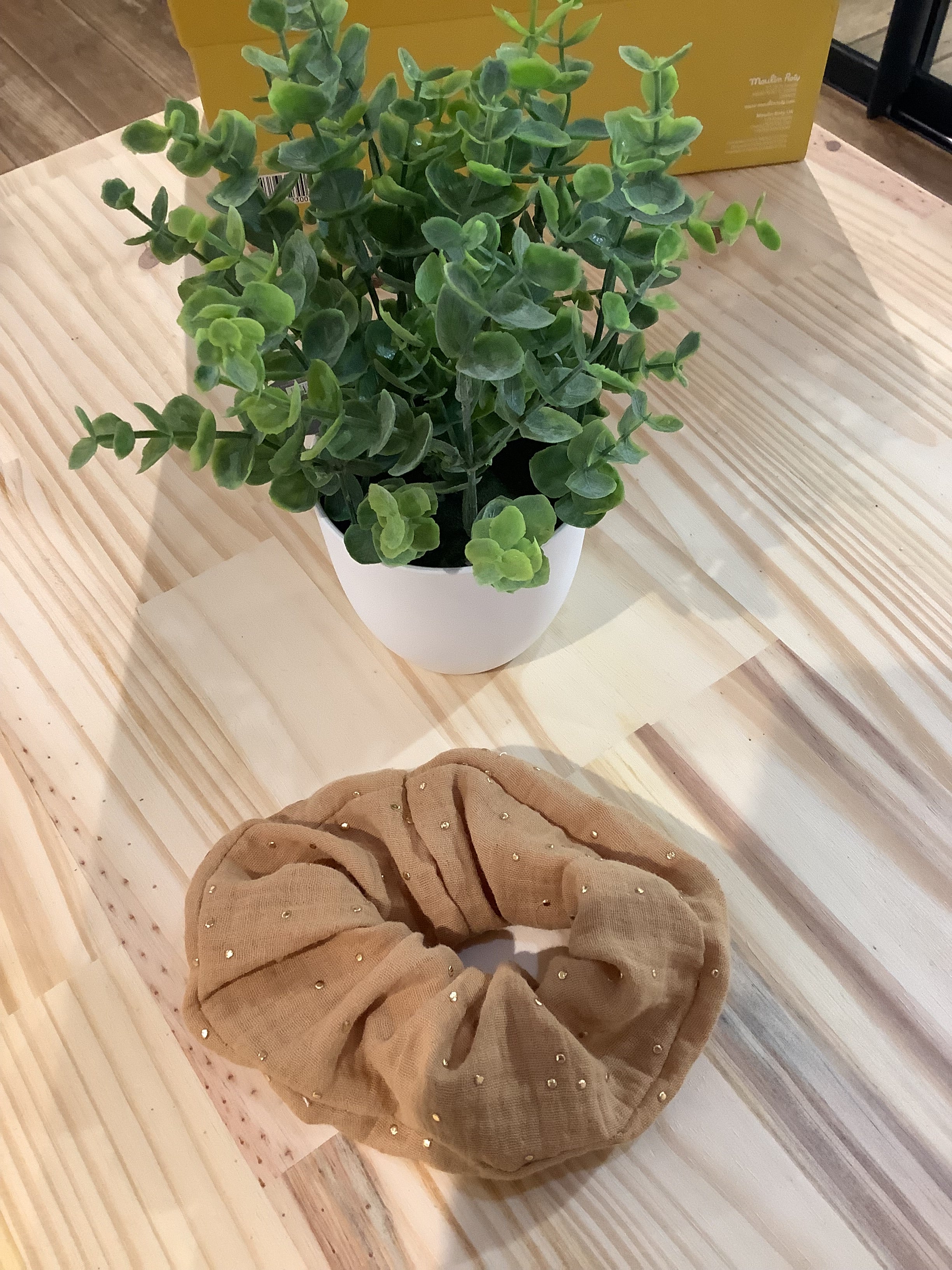 Chouchou café à point doré fait main - l’atelier dyloma