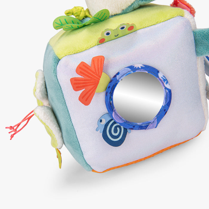 Cube d’activités en tissus la marre aux grenouille - Moulin roty