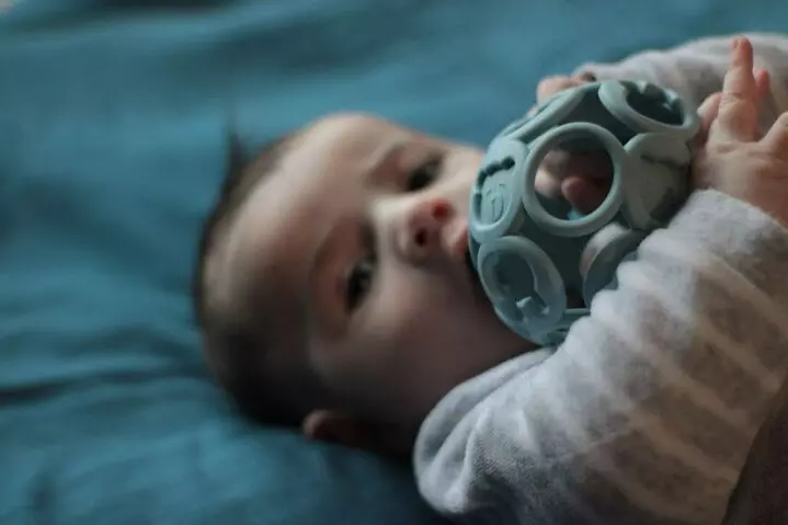 Balle en silicone bleu - soina