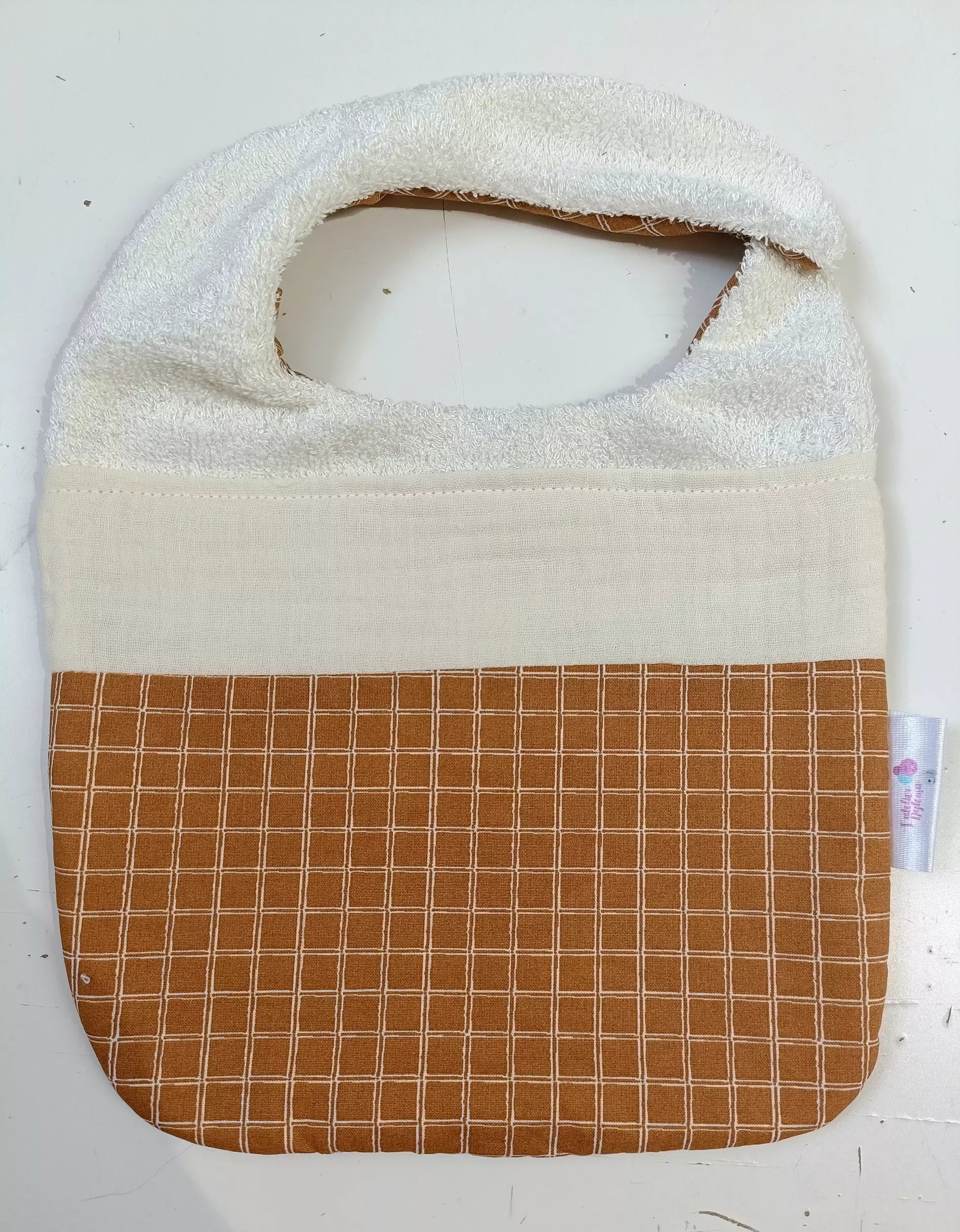 Bavoir cocooning fait main - L'Atelier dyloma