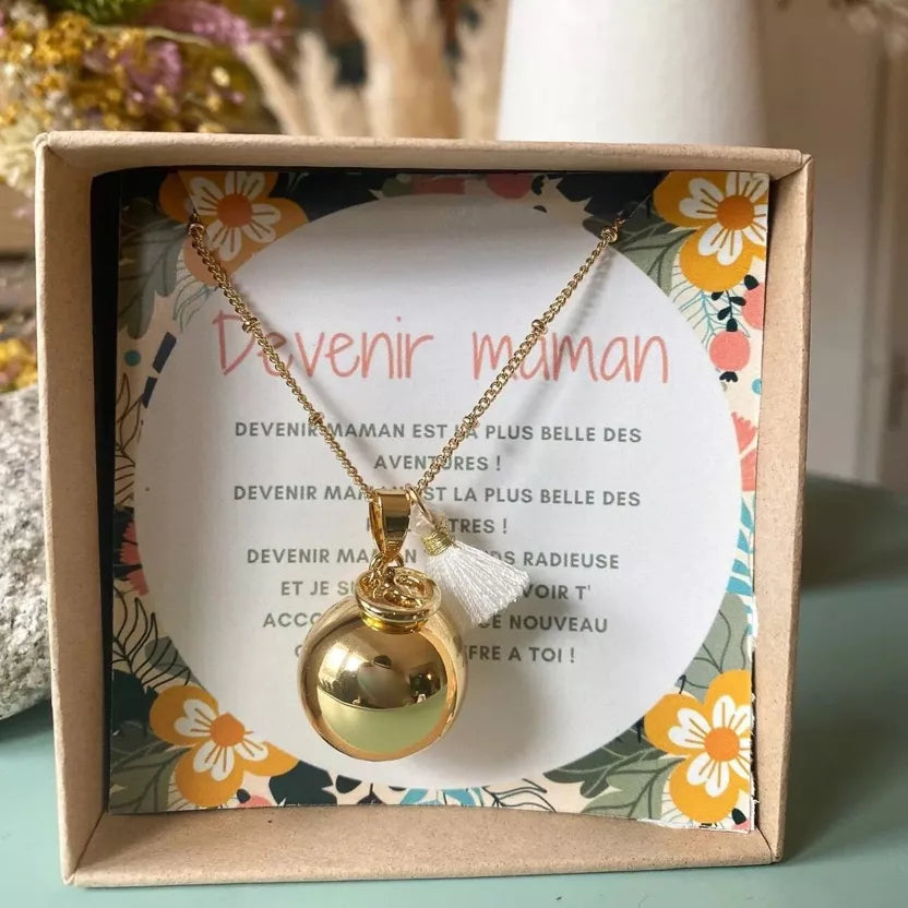 Bola de grossesse petits pieds or - A mes copines