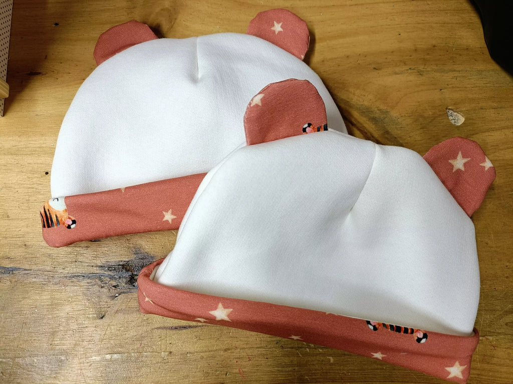 Bonnet bébé 0-6 mois Lion fait main - L'Atelier Dyloma