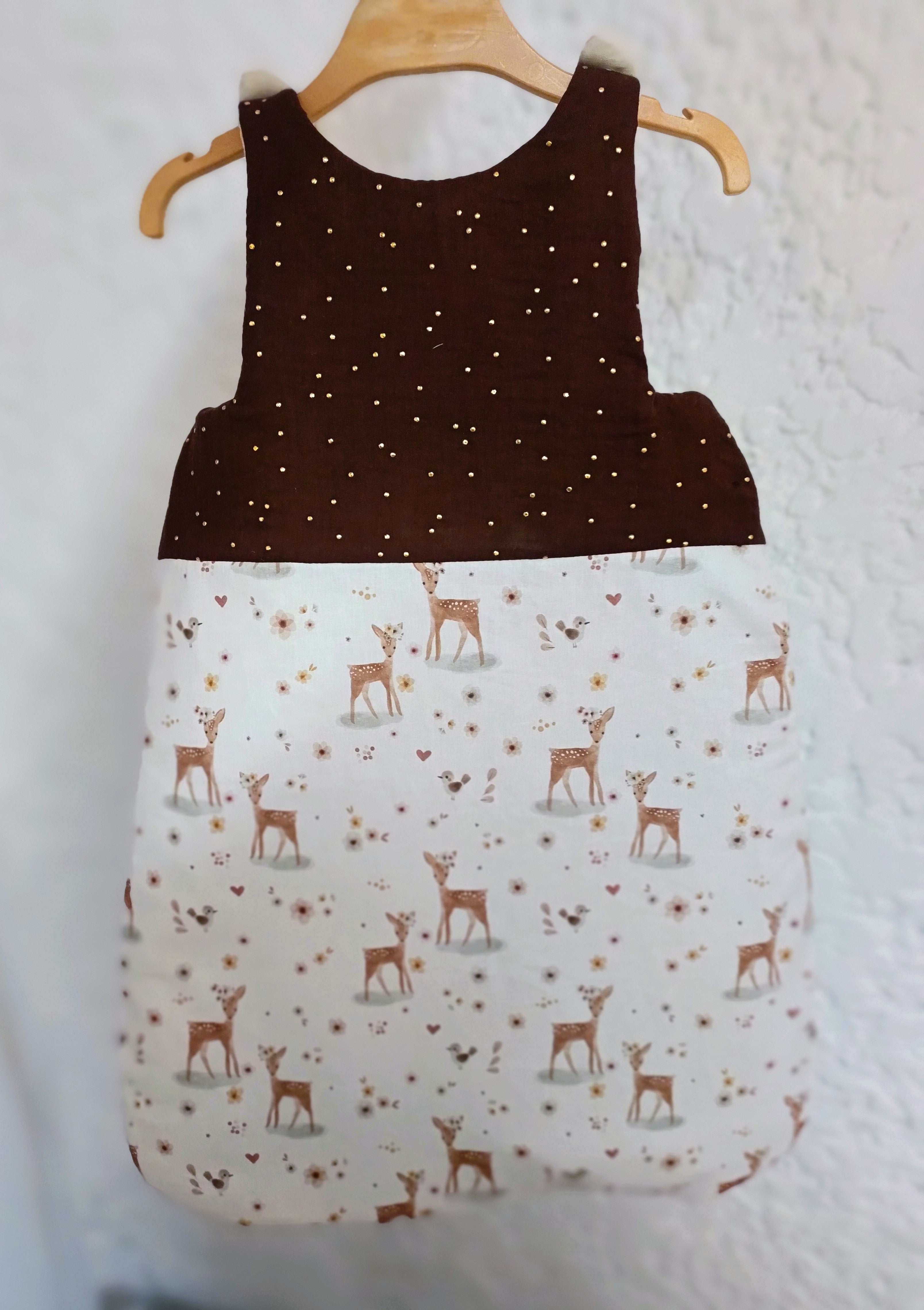 Gigoteuse Biche des forêts hiver fait main - L'Atelier Dyloma