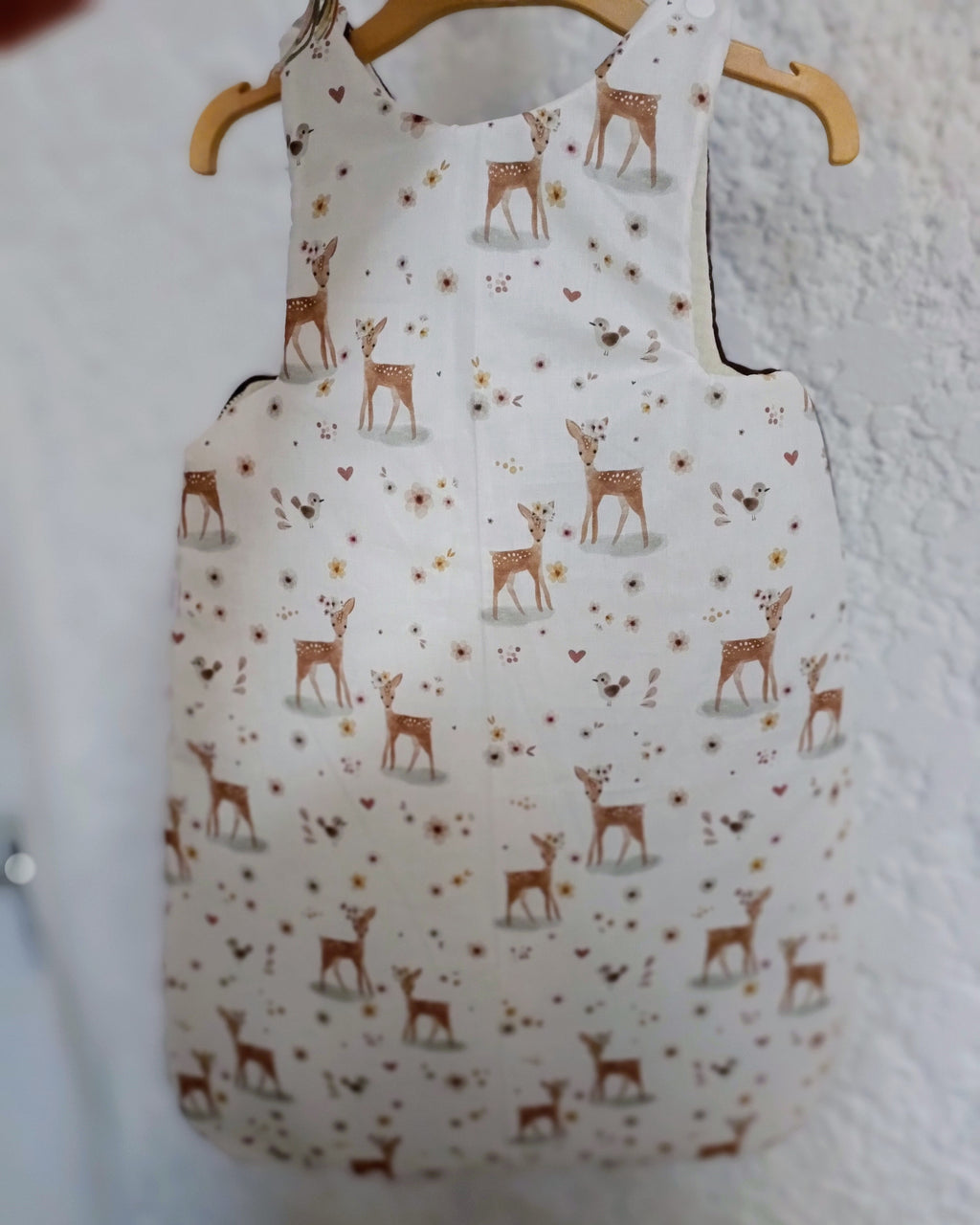 Gigoteuse Biche des forêts hiver fait main - L'Atelier Dyloma