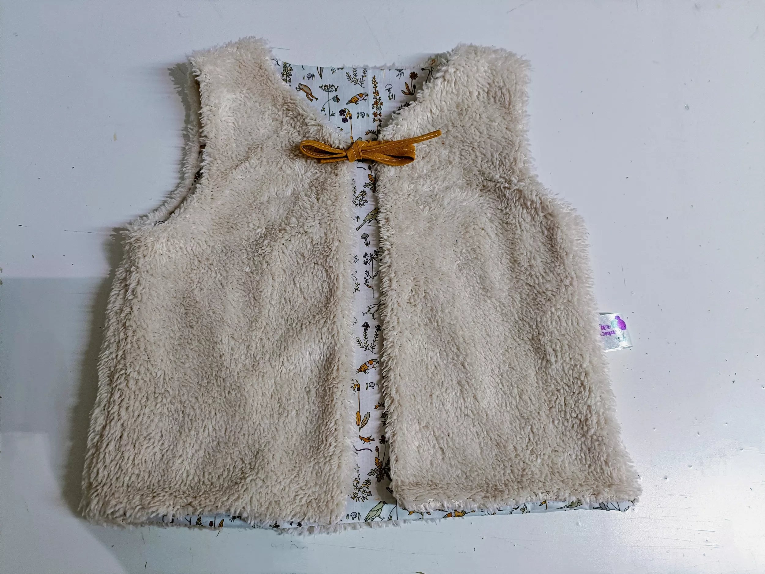 Gilet de berger unisexe Crème fait main - L'Atelier Dyloma