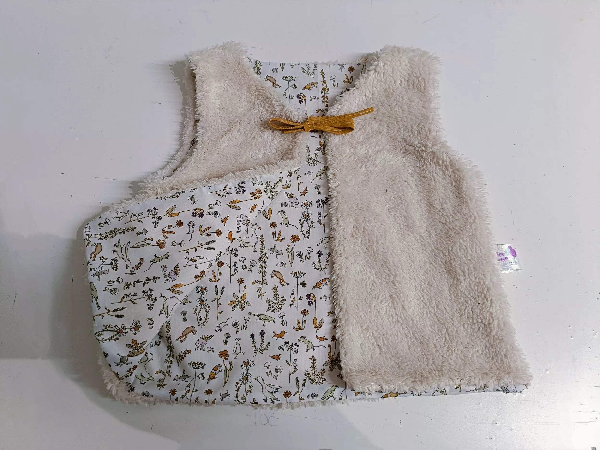 Gilet de berger unisexe Crème fait main - L'Atelier Dyloma