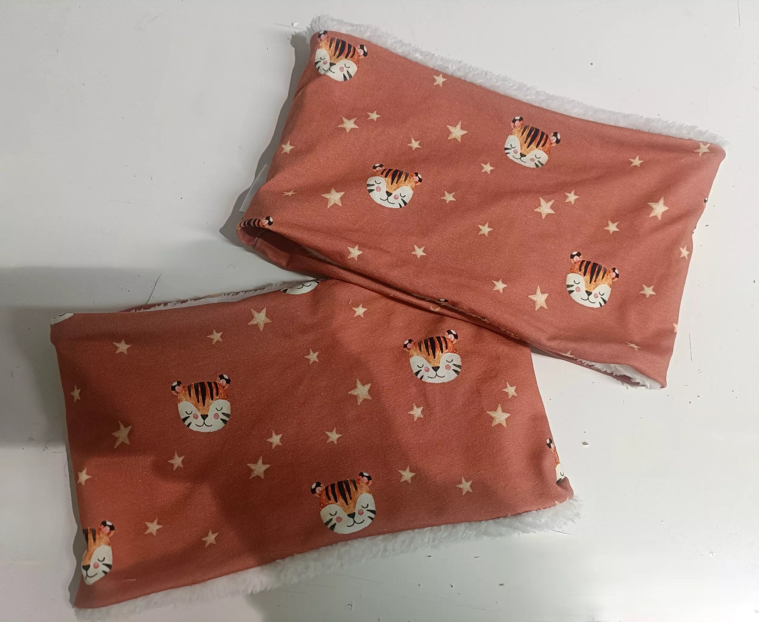 Snood doublé polaire évolutif Lion fait main 0-2 ans- L'Atelier Dyloma