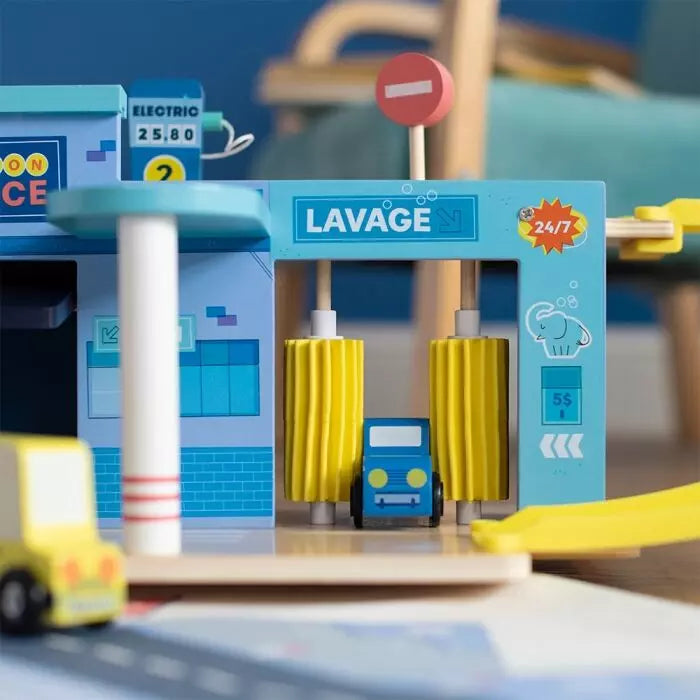 Station service en bois avenur du moulin - Moulin roty